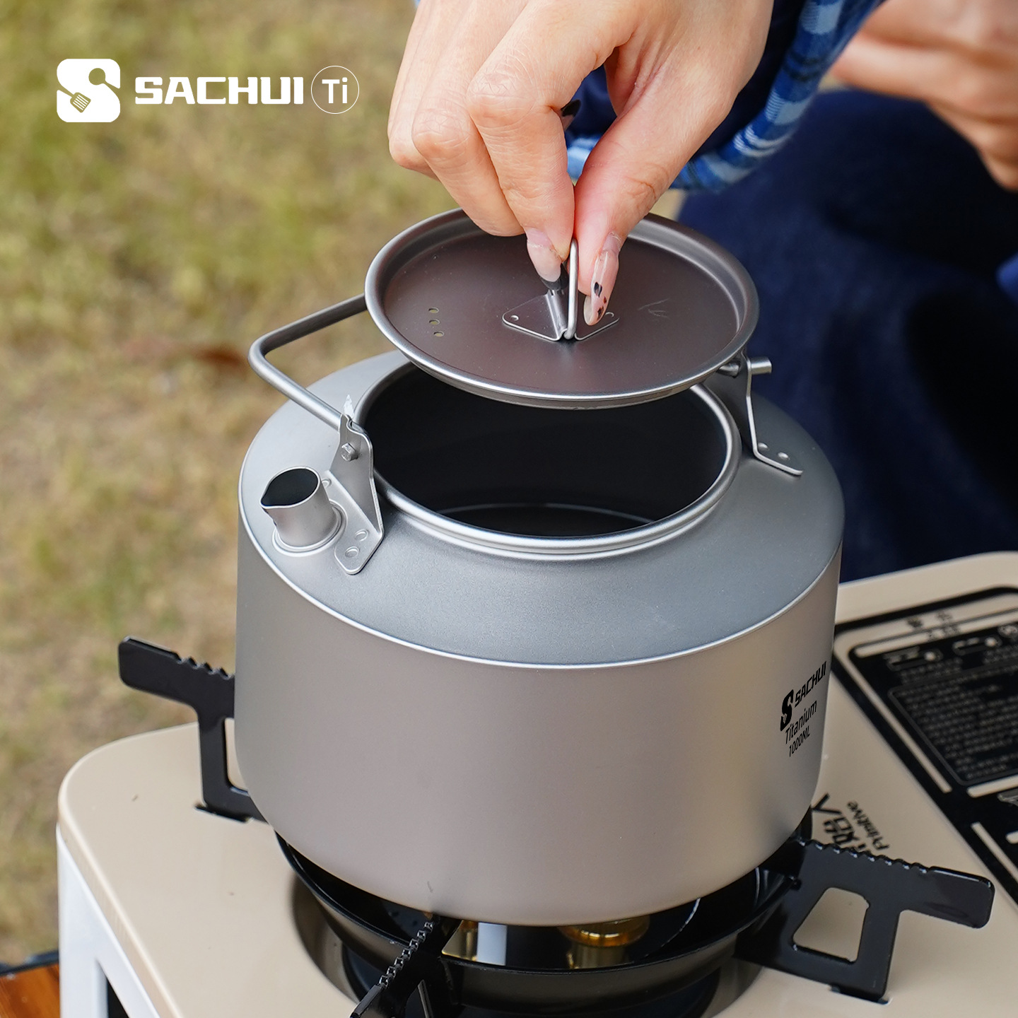 Hervidor de titanio puro de 10 - Camping Cooking Can reseña y precio